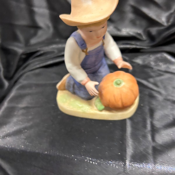 DENIM DAYS HOMCO 1985 vintage porcelain figurine statue sculpture coveralls overalls pumpkin cowboy hat kid boy