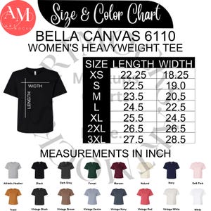 Könnte beinhalten: Eine Größen- und Farbtabelle für das schwere Bella Canvas 6110 T-Shirt. Die Grafik zeigt ein schwarzes T-Shirt mit Längen- und Breitenangaben, eine Tabelle mit Maßen in Zoll für die Größen XS bis 3XL sowie eine Übersicht von sechzehn Farben.