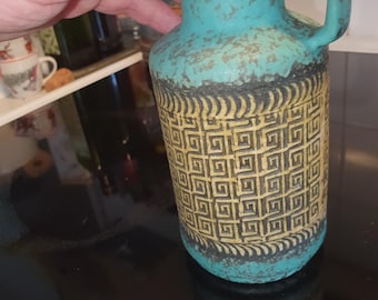 Üebelacker green handle vase