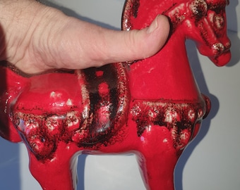 Italian red horse. Bitossi?