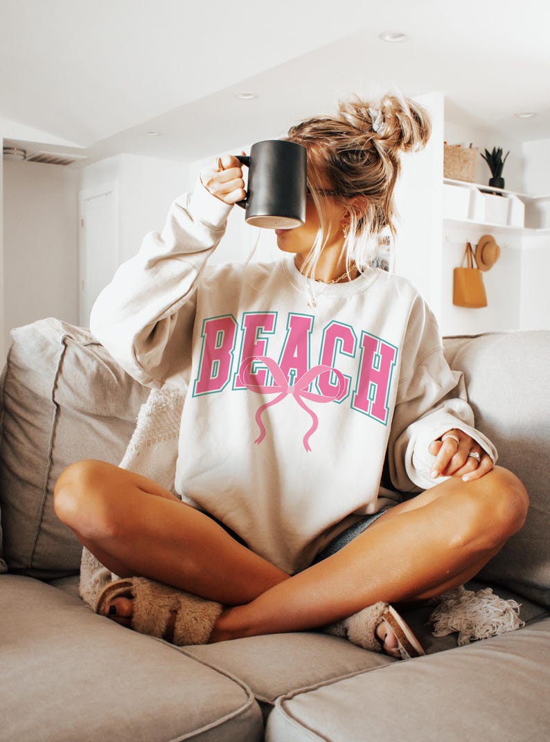 Beach Coquette Png Svg, Summer Coquette Png Svg, Design maglietta estiva retrò, Estate Png, Spiaggia Png, Sublimazione estiva, Ragazza estiva rosa Png immagine 4