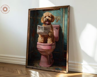 Peut inclure: Un chien brun et blanc est assis sur des toilettes roses avec un journal dans ses pattes. Le chien regarde la caméra. Les toilettes sont dans une salle de bain avec des carreaux bleus et blancs.