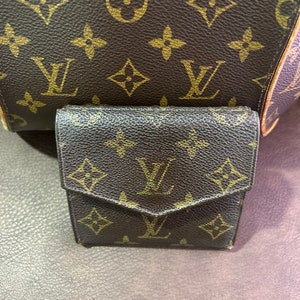 Monedero unisex Louis Vuitton de segunda mano auténtico