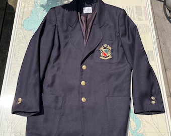 Vintage Proportion Petites Blazer with Embroidered Patch