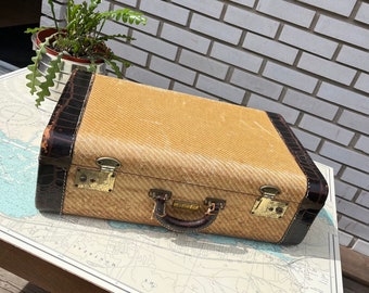 Vintage 40s Tweed JCE Suitcase with Leather Trimming