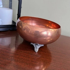 Vintage Flemish Copper Bowl / Planter with Brass Feet