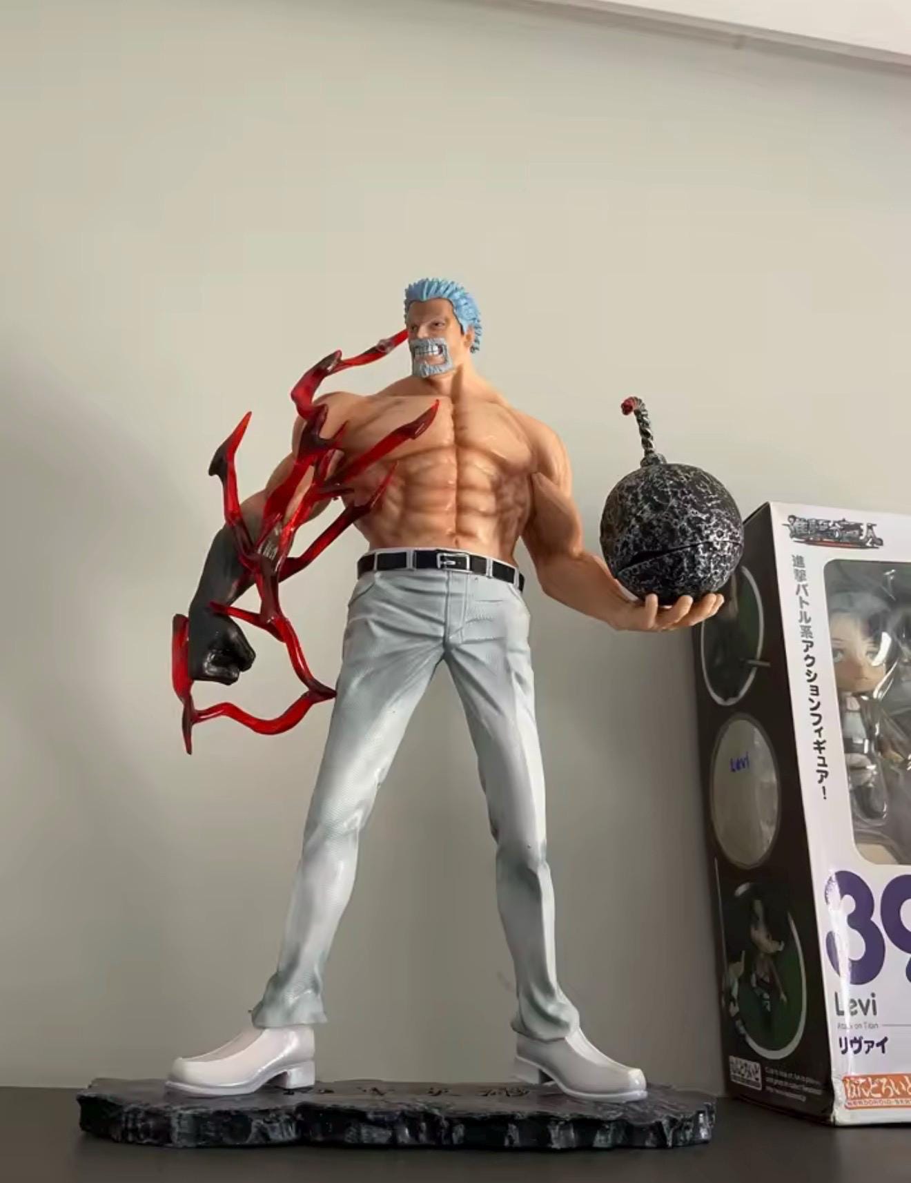 Monkey D Garp Figure 25.5cm | One Piece Hero of the Marines Anime 