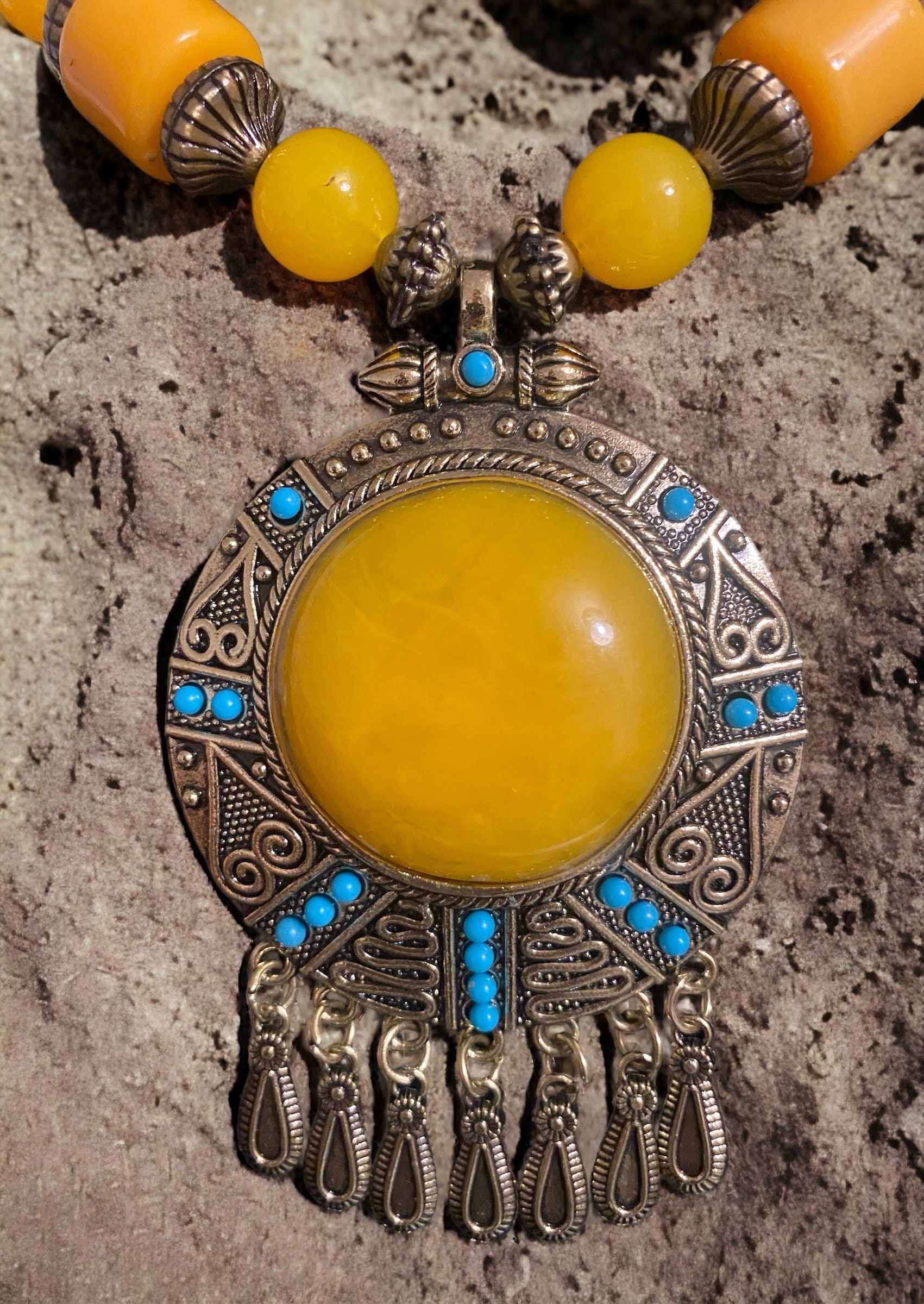 Yellow gold gemstone best sale necklace