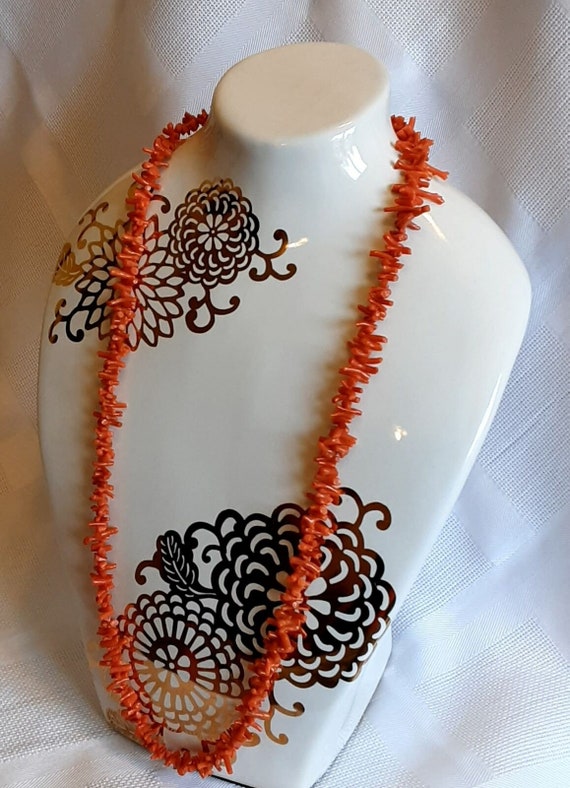 Vintage Southwestern Branch Coral Necklace 29 inch