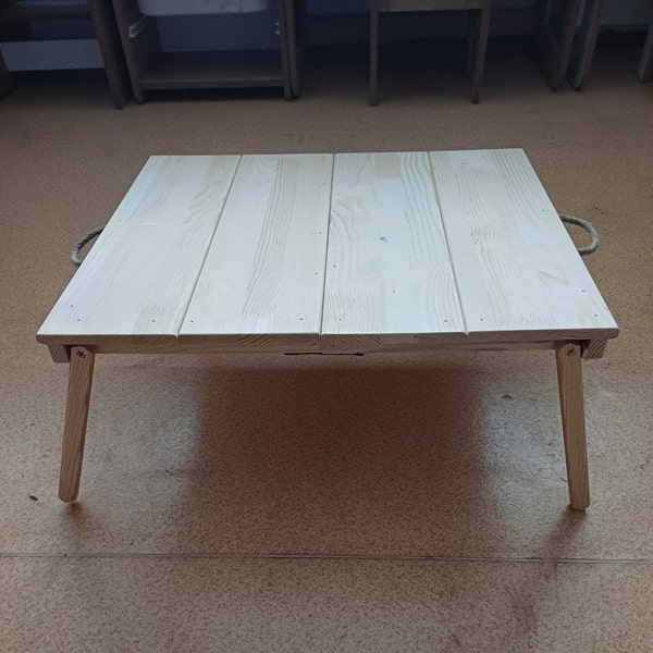 Table pliante faite main 20 × 22 pouces H: 110 pouces