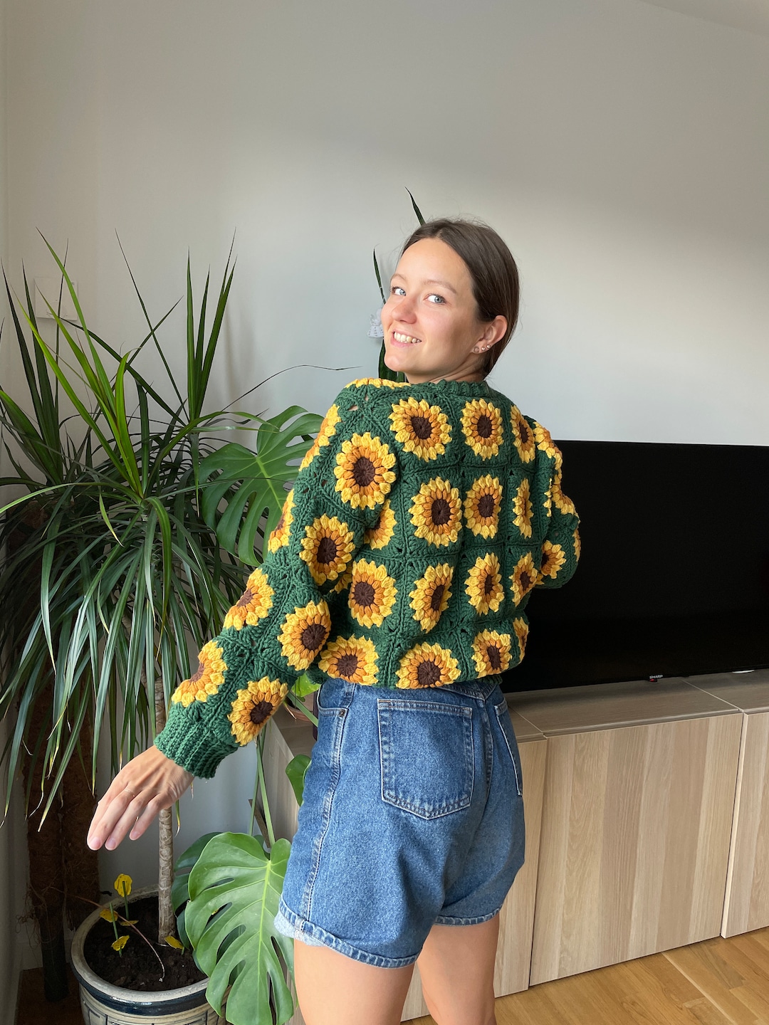 SUNFLOWER CROCHET CARDIGAN From Granny Squares | Pdf Pattern for