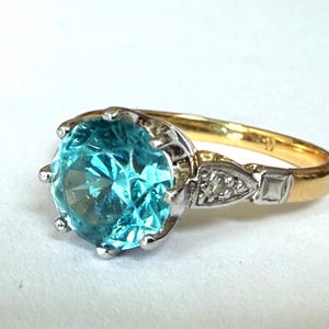 Antique Art Deco Natural Blue Zircon 18k Gold Ring with Diamond Accents