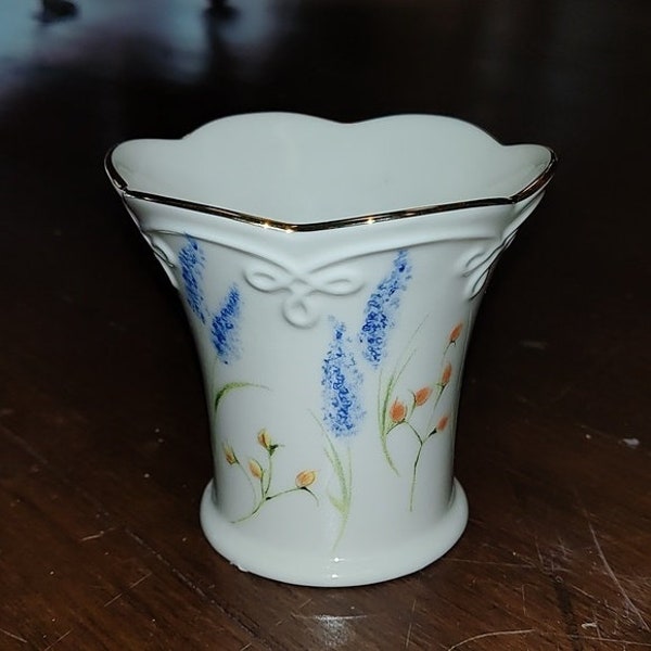 Classic Lenox Porcelain Tealight Holder