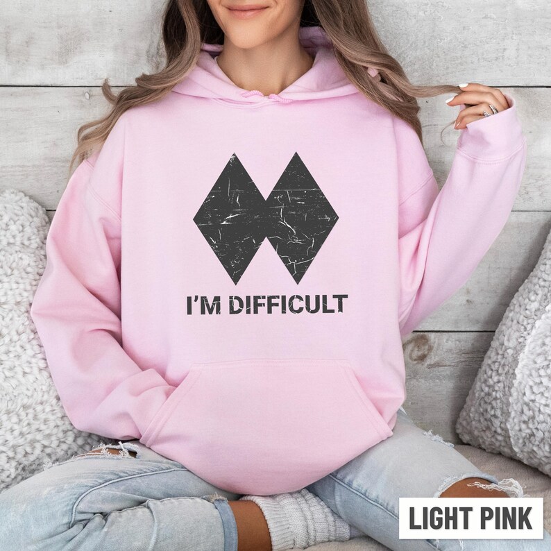 Ich bin schwierig Hoodie, lustiger Ski Hoodie für Frauen und Männer, Double Black Diamond Skiing Sweatshirt, Snowboard Hoodie, Ski-Liebhaber-Geschenk Bild 8