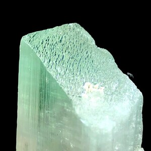 巨大ヒデナイト結晶/グリーンスポーデュメン/クンツァイト 巨大ヒデナイト結晶/グリーンスポーデュメン/クンツァイト