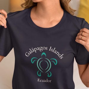 Galápagos Islands Sea Turtle T-Shirt: Ecuador Wildlife Design