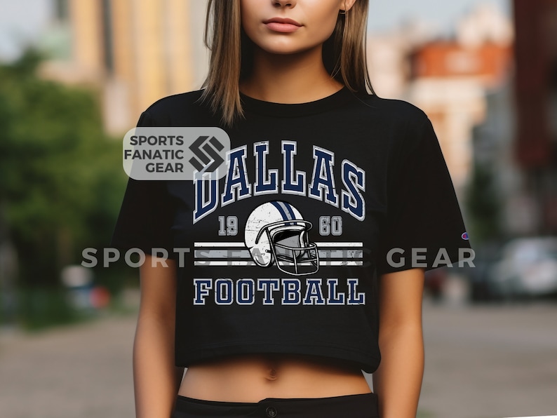 Dallas Womens Crop Top Shirt, Vintage Retro Style Football Fan Gift, Trendy Womens Dallas Tshirt Black