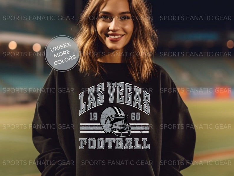 Las Vegas Vintage Retro Style Crewneck Sweatshirt Black