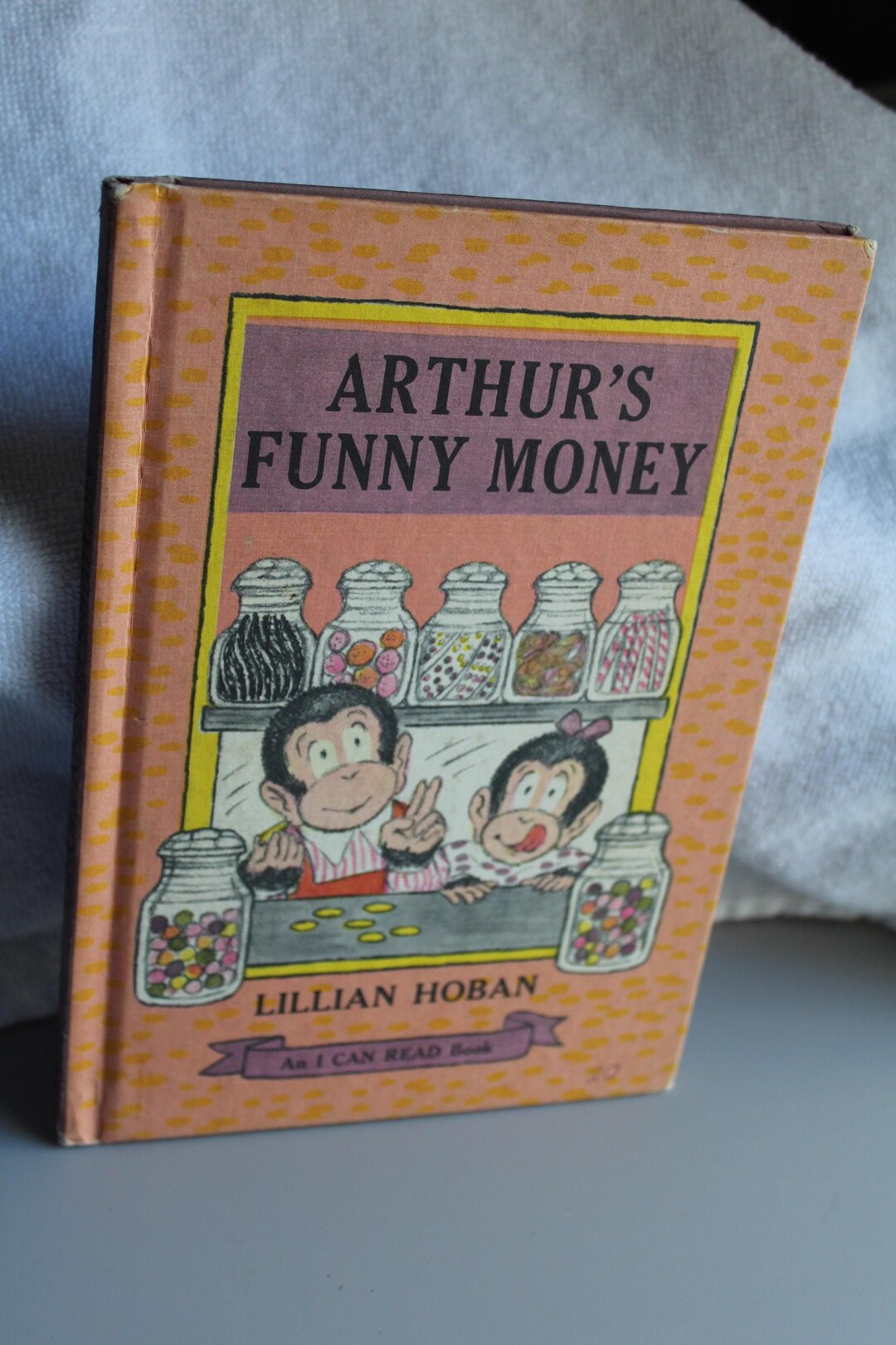 Arthur's Funny Money Hardcover Book by Lilian Hoban I Can