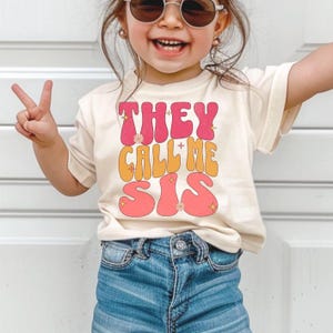 Kids Sister Shirt, Retro Style Sis T-shirt, Cute Big Sister Tee, Daughter Gift, Toddler Girl Clothing, Eldest Daughter Tee, Toddler Short