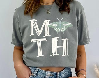 Moth t shirt, moth shirt, luna moth tee, green luna moth tshirt, luna moth, lunar moth shirt, cottagecore, popular t shirt, trending