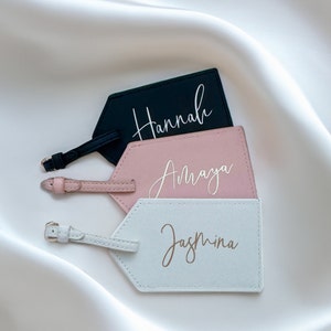 Kofferanhänger | Luggage tags in rosa weiß und schwarz mit Name personalisiert als Geschenk für JGA Brautjungfern Box