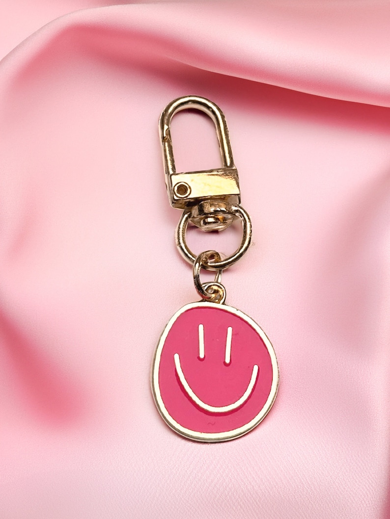 Smiley Schlüsselanhänger mini Keychain Tasche Anhänger Geschenk Beste Freundin Geburtstag Kleinigkeit JGA Geschenk Brautjungfern Pink