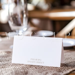 Segnaposto a tenda Modello di carta piegata in stile minimale Modello di segnaposto Modello di carta da tavolo Modello di carta da buffet Modello piegato Modello di carta da buffet a tenda