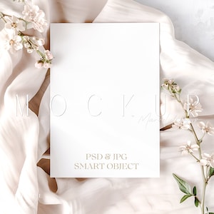 Mockup de Cartão de Saudação | Mockup de Conjunto de Casamento | Mockup de Papelaria | Mockup Simples | Mockup de Cartão 5X7 Convite | Mockup de Cartão em Branco