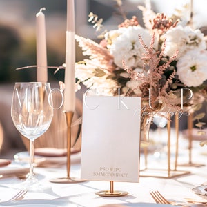Maqueta de letrero de boda / Maqueta de letrero con número de mesa / Maqueta de invitación / Maqueta de tarjeta de 5x7 / Maqueta de letrero de mesa / Maqueta de marco con número de mesa de boda