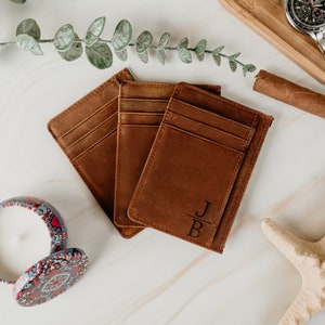 Regalo de Navidad para hombre, titular de tarjeta de cuero delgado, billetera personalizada, billetera de bolsillo frontal minimalista, billetera de tarjeta de identificación pequeña hecha a mano