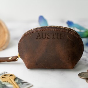 Leather Small, Keychain Pouch, Small Key Chain Purse, Leather Chain Pouch, Personalized Leather coin pouch with zipper, Zippered pouch.