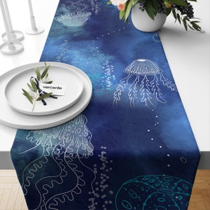 Camino de mesa decorativo con temática submarina