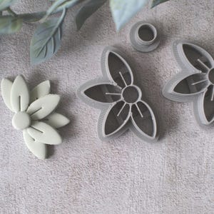 Half Daisies (set of 3) Cutter / Polymer Clay Cutter/ Cortador Arcilla Polimerica