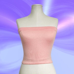 Pinkes Y2K Crop Top - Neu mit Etikett - Y2K Tube Top - Y2K Crop Top - Y2K Tube Top - Pinkes 2000s Crop Top - No Boundaries - Einheitsgröße