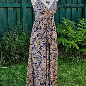 Gold Sari Silk Bohemian Maxi Dress, Adjustable fits S/M/L 8/10/12 zdjęcie 2