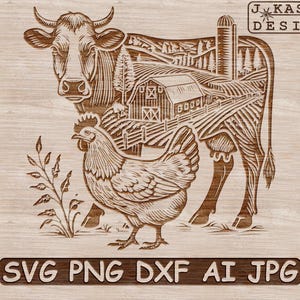 Puede incluir: Una vaca marr&oacute;n y una gallina marr&oacute;n de pie en un campo con un granero rojo en el fondo. La imagen es una talla de madera con un estilo r&uacute;stico y vintage.