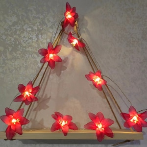 Handmade Red Lily Fairy Lights: Romantic Wedding Decor