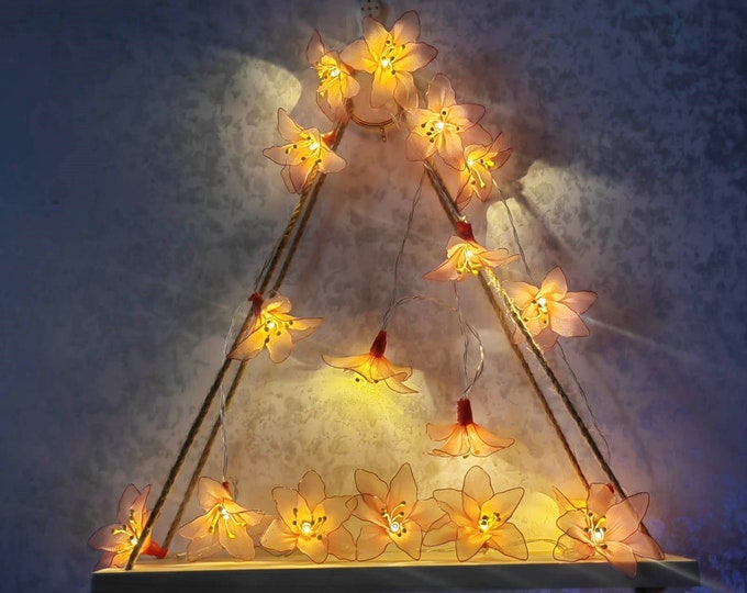 Pink Lily Fairy Lights – Romantic Bedroom and Balcony String Lights, Birthday, Anniversary, Valentine Gift, Handmade Cozy Lighting
