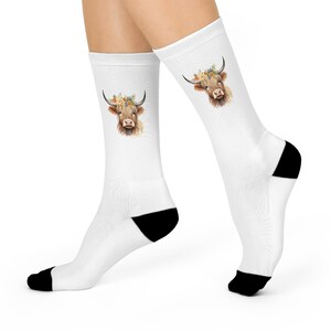 Cute Highland Cow Crew Socks, Personalized Gift for Animal Lovers, Cozy Socks for Farmhouse Decor, Funny Socks for Cow Enthusiasts