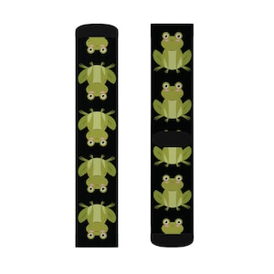 Frog Pattern Socks - Novelty Cartoon Footwear, Fun Gifts for Kids & Adults, Fashionable Socks for Parties, Birthdays, Everyday Wear