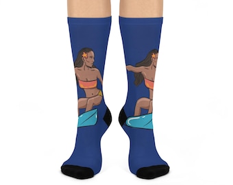 Surfer Girl Crew Socken, lustige gepolsterte Socken, Sommer Vibes Geschenk, Strandliebhaber Accessoires, niedliche Freizeitschuhe, Surf-Enthusiast-Kleidung