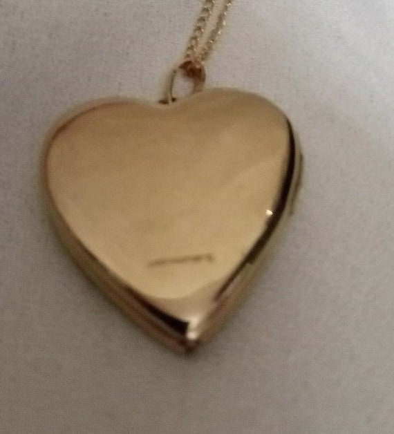 14 kt Gold Filled Mom Heart Locket - image 3