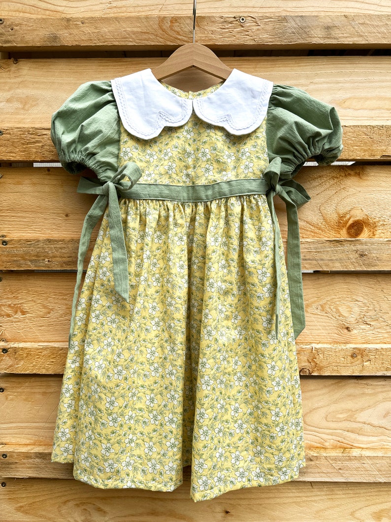 Hängerchen aus Baumwolle für Kinder von 3-5 Jahren, Blumenärmel, Taschen, Frühling/ Sommer, verstellbar, Muttertagskleidchen, Mum & Me Outfit Bild 2