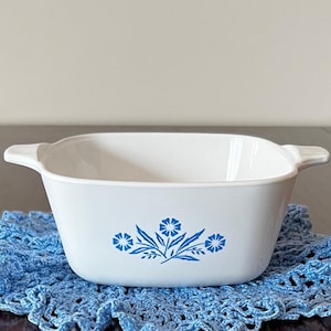 Corning - Cornflower Blue -  Petite Pan - No Lid - P-43-B - 22oz casserole dish - vintage casserole dish