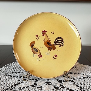 Harmony House China - Honey Hen - Dinner plates - 10 1/8&quot; - Lot of 4 - chicken, rooster, hen, modern farmhouse theme - vintage dinnerware