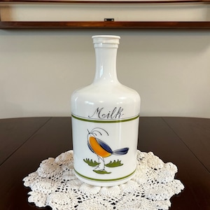 Egizia Milk Jug - vintage milk jug - decorative jug - vintage decor - vintage glass - vintage jug