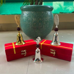 Gold und Silber Finish Glocke mit Rudraksh, Hochzeitsglocken, lose Geschenk-Religion Geschenk, Pooja Glocken, Hochzeitsglocken