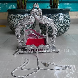 German Silver Jhula Für Janmashtami | Laddu Gopal JI Jhula | Krishna Jhula Schaukel für Puja | Wohnkultur |Krishna Idol Geschenk| Tempel Dekoration