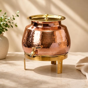 Dispensador de água em cobre martelado de 5 litros, reservatório para bebidas ayurvédicas, utensílio de cozinha artesanal.